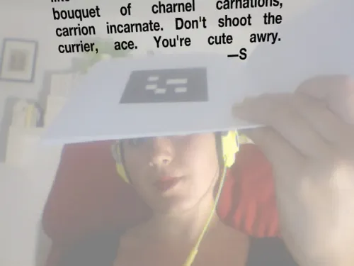 Imagen de Between Page and Screen